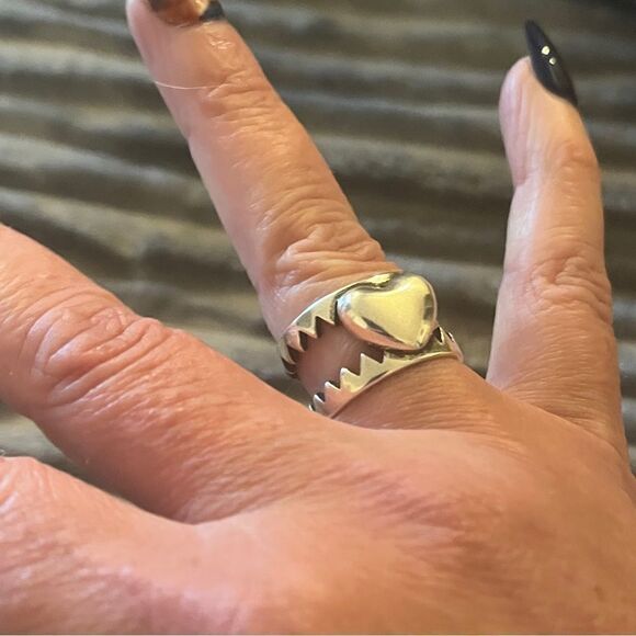 The Love is a Double Edged Sword ring in 925 silver - Picture 7 of 11